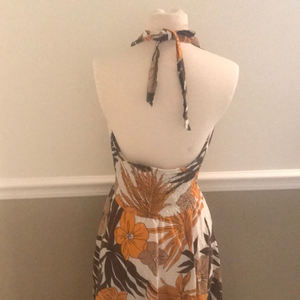 Multicolored floral halter dress. - Picture 3 of 5